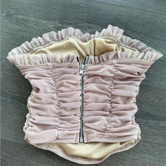 Clearing out my closet
Size Small (UK8) 
Worn once - Picture 3 of 4